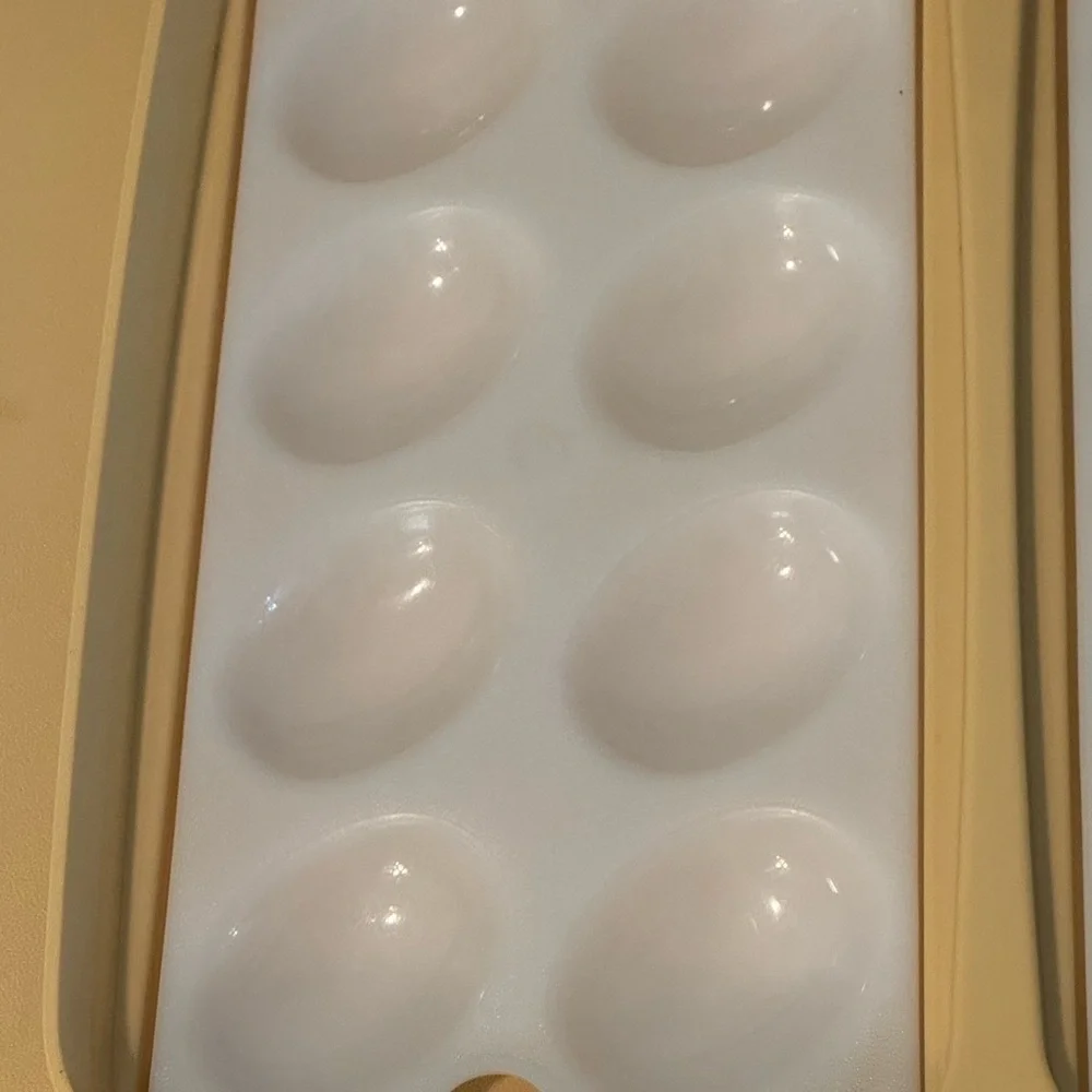 Vintage TUPPERWARE Harvest Gold Deviled Egg Container Tray Keeper Lid Yellow